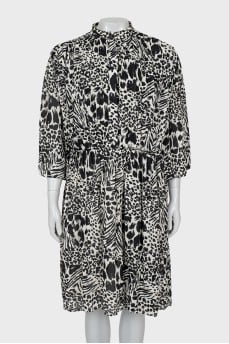 Silk dress with pleats