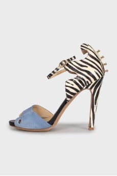 Animal print leather shoes