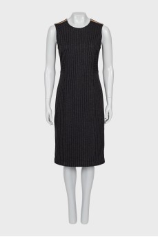 Fitted dress with pinstripe