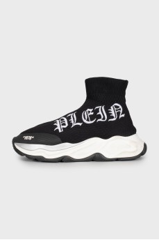 Textile sneakers with embroidery