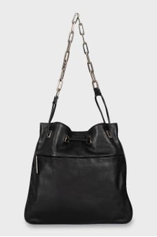 Vintage bag with metal handle