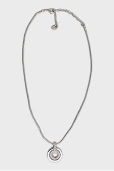 Metal pendant with crystals
