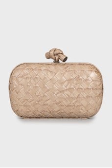 Knot leather clutch