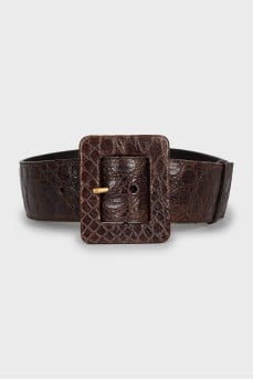 Leather belt with rectangular buckle
