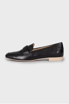 Black smooth leather loafers