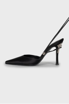 Textile slingbacks with ties