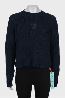Jumper with branded embroidery and tag