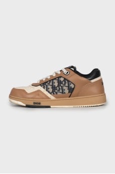 Sneakers B27