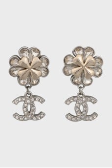 Silver earrings with crystals