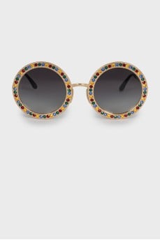 Sunglasses with crystal frames