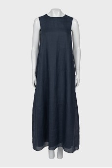 Loose blue sleeveless dress
