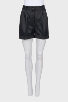 Straight button shorts