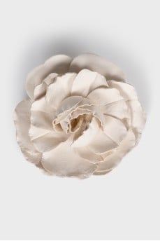 Leather flower brooch