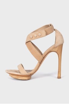 Suede sandals with wooden heels