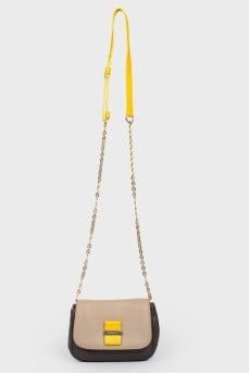 Leather bag on the chain strap