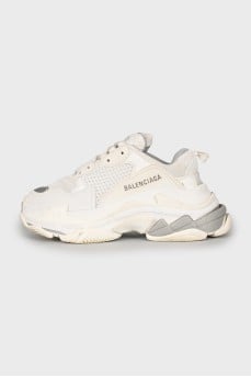 Кожаные кроссовки Triple S
