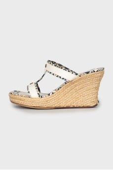 Leather wedge sandals