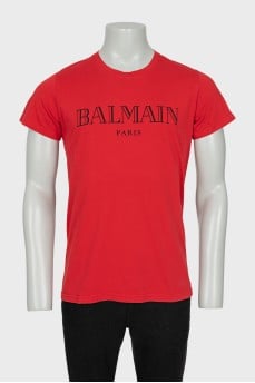 Men's red t-shirt