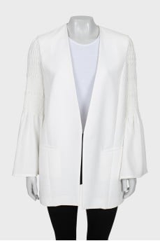 White jacket without fastening