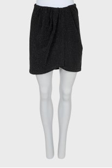 Shiny black skirt with tag
