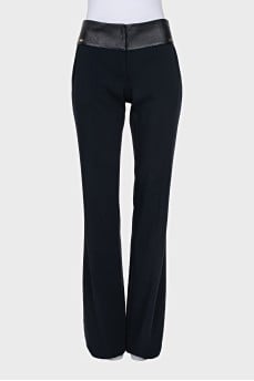 Straight trousers with leather belt