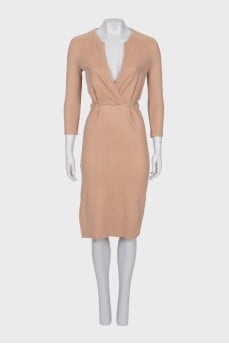 Fitted dress with shaped neckline
