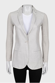 Fitted jacket with button