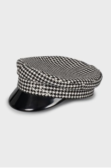 Black and white printed cap