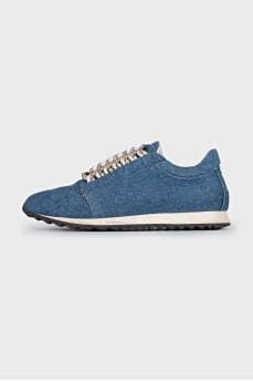 Denim sneakers decorated with chain