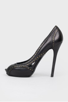 Cut-out stilettos