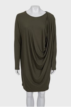Green loose-fitting dress