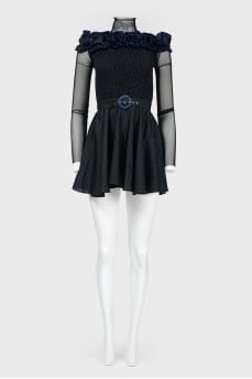 Dress with a lush skirt and belt