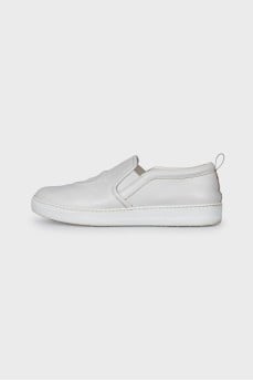 Leather slip-ons with logo