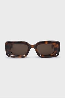 Rectangular sunglasses with logo on the temple