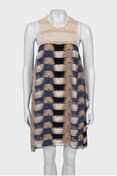 Sleeveless dress with mesh top