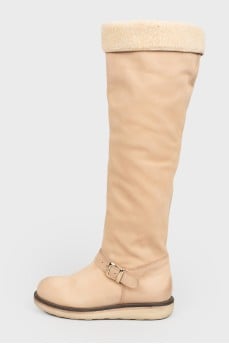 High boots without fasteners