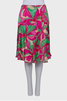 Silk skirt in a bright print