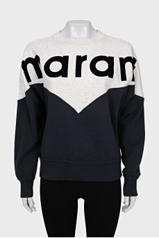 Sweatshirt with branded print