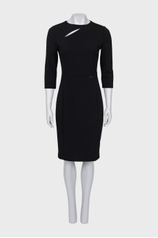 Fitted dress with a slit