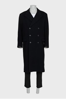 Men's straight-cut coat with buttons