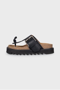 Leather sandals with high soles