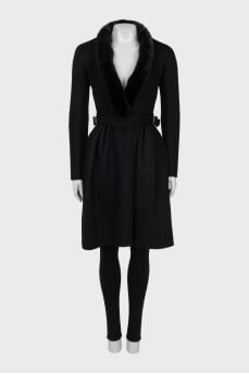Cashmere coat with removable fur