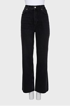 Wide leg distressed jeans with tag