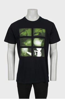 Men's black printed t-shirt