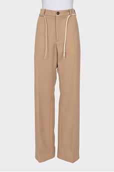 Wide-leg trousers with a belt