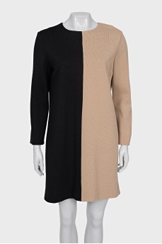 Two-tone dress with a zipper