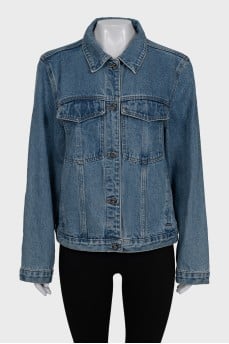 Denim jacket with embroidery on the sleeves