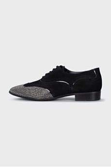Shoes with silver toes