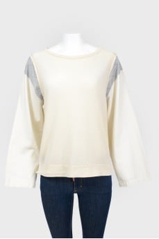 Longslive with inserts on the shoulders