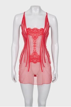 Lace slip with tag